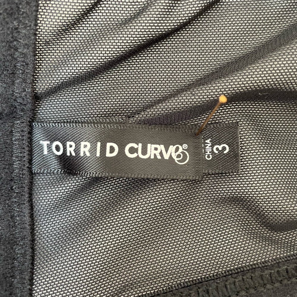 TORRID CURVY Longline Bralette Sz 3 Black Red Lace Underwire Side Boning Harness - Picture 14 of 14